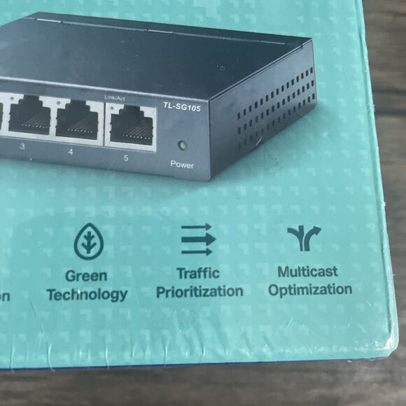TP-Link TL-SG105 5-Port Gigabit Ethernet 1000Mbps Desktop Switch - NEW SEALED - Picture 5 of 9